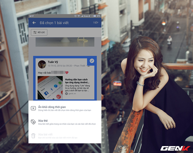 Khi đ&atilde; chọn xong c&aacute;c b&agrave;i viết m&igrave;nh cần, bạn chỉ việc nhấp v&agrave;o 1 trong 3 biểu tượng nho nhỏ ở khung giữa ph&iacute;a dưới giao diện Facebook. Khi đ&oacute; 2 trong 3 t&ugrave;y chọn tương ứng với thiết lập bộ lọc của bạn sẽ xuất hiện. Như trong h&igrave;nh l&agrave; c&aacute;c b&agrave;i đăng c&oacute; gắn thẻ với lựa chọn x&oacute;a thẻ hoặc ẩn khỏi d&ograve;ng thời gian.