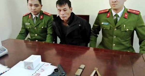 Nghệ An: Chôn ma túy dưới nền nhà rồi thủ súng K54 để phòng ngự