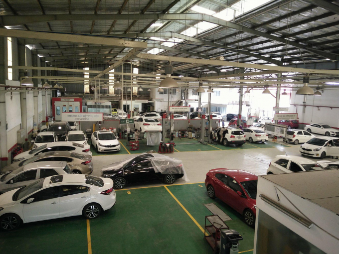 C&aacute;c đại l&yacute; Kia đồng loạt giảm gi&aacute; s&acirc;u để thanh l&yacute; h&agrave;ng tồn. Ảnh: Mai Thu