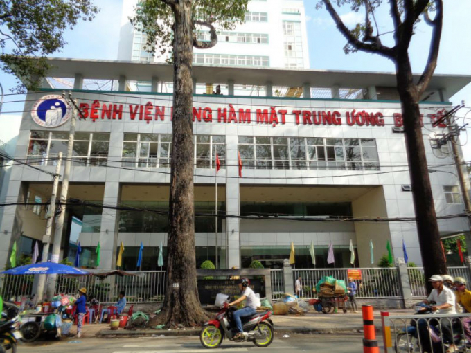 Bệnh viện RHM Trung ương TP HCM vi phạm việc thực hiện ch&iacute;nh s&aacute;ch của ph&aacute;p luật về BHYT.