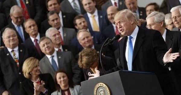 Quốc hội Mỹ thông qua dự luật cải cách thuế