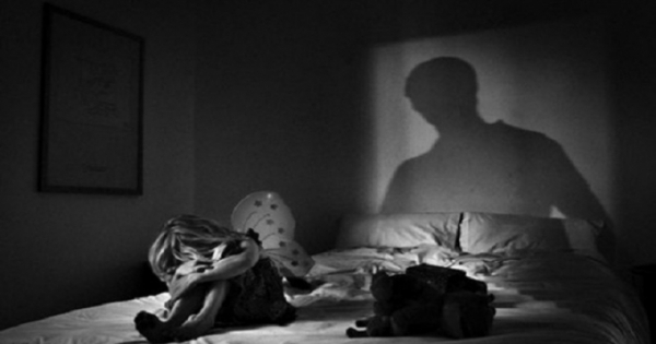 Quảng Ninh: Khởi tố cha dượng hãm hiếp con riêng 8 tuổi của vợ