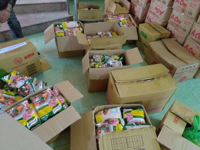 Tang vật bột ngọt, hạt dưa l&agrave;m giả được thu giữ. Ảnh:&nbsp;Phương Nam - CAQN.