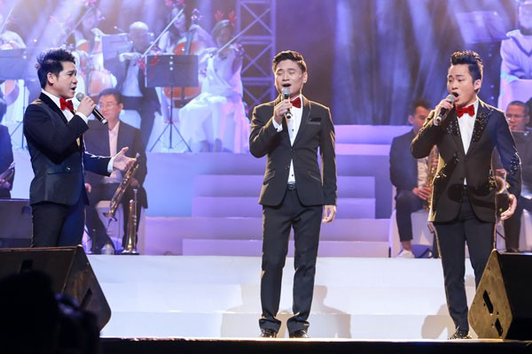 M&agrave;n h&ograve;a giọng của Trọng Tấn- Tấn Minh v&agrave; T&ugrave;ng Dương.