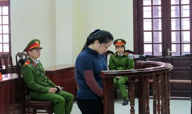 Bị c&aacute;o Hồ Thị Cẩm T&uacute;.