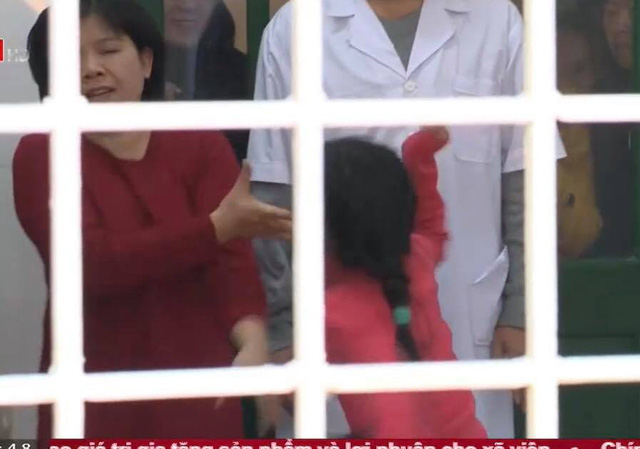 M&ocirc;i trường sống l&agrave; yếu tố thuận lợi ph&aacute;t sinh rối loạn ph&acirc;n ly (Dantri.com)