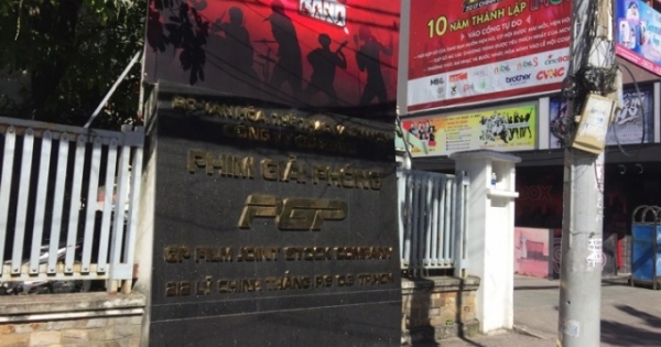 Hãng phim Giải Phóng có cố tình “làm khó” chủ nợ 91 tuổi?