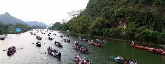 Quần thể Hương Sơn (Ch&ugrave;a Hương)