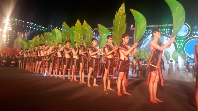 Văn ho&aacute; cồng chi&ecirc;ng, văn ho&aacute; mang&nbsp;&acirc;m hưởng T&acirc;y Nguy&ecirc;n