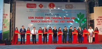 Đấu giá sản phẩm do thương binh và người khuyết tật làm ra