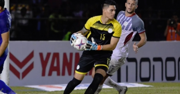 Thủ môn Philippines mong chờ phép màu ở Mỹ Đình