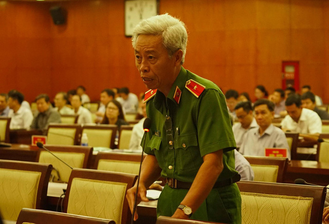 Thiếu tướng Phan Anh Minh - Ph&oacute; Gi&aacute;m đốc C&ocirc;ng an TPHCM, đ&atilde; c&oacute; b&aacute;o c&aacute;o quan trọng trước c&aacute;c đại biểu về hoạt động t&iacute;n dụng đen đang ho&agrave;nh h&agrave;nh ở th&agrave;nh phố.