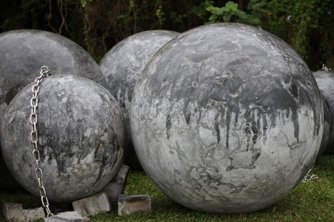 Di dời 40 h&ograve;n đ&aacute; tr&ograve;n ở SVĐ Mỹ Đ&igrave;nh để đảm bảo an ninh chứ kh&ocirc;ng phải l&agrave; phong thủy