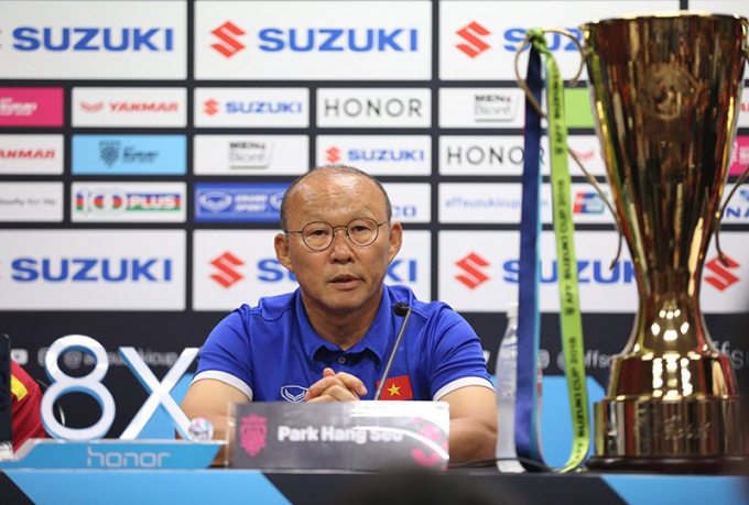 HLV Park Hang Seo khẳng định tuyển Việt Nam kh&ocirc;ng ng&aacute;n s&acirc;n Bukit Jalil. Ảnh: SN