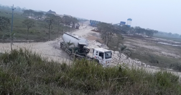 Trạm trộn bê tông Cường Thịnh hoạt động trái phép