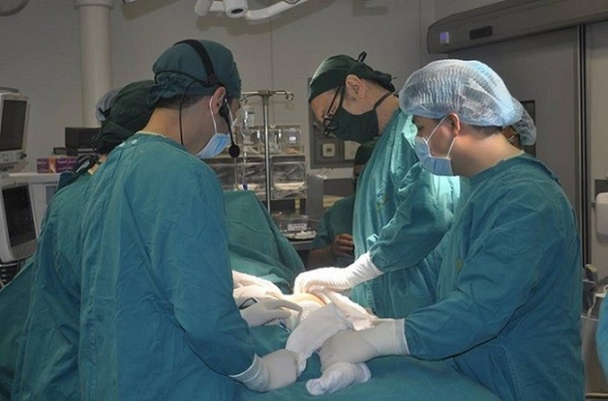 H&agrave; Nội đang cố gắng tuyển dụng, đ&agrave;o tạo th&ecirc;m nhiều b&aacute;c sĩ nội tr&uacute; (Ảnh minh họa)