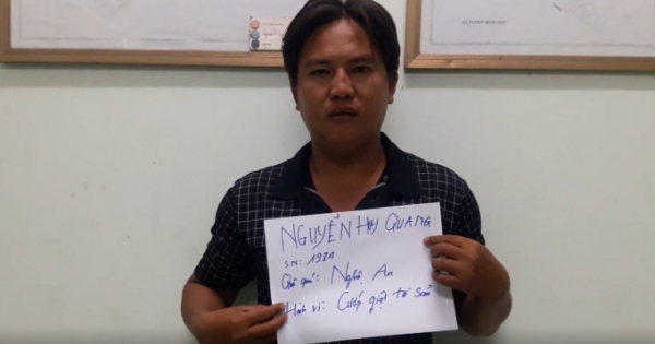 Bình Dương: Bắt tài xế GrabBike cướp giật vé số để lấy tiền trả nợ thua cá độ bóng đá