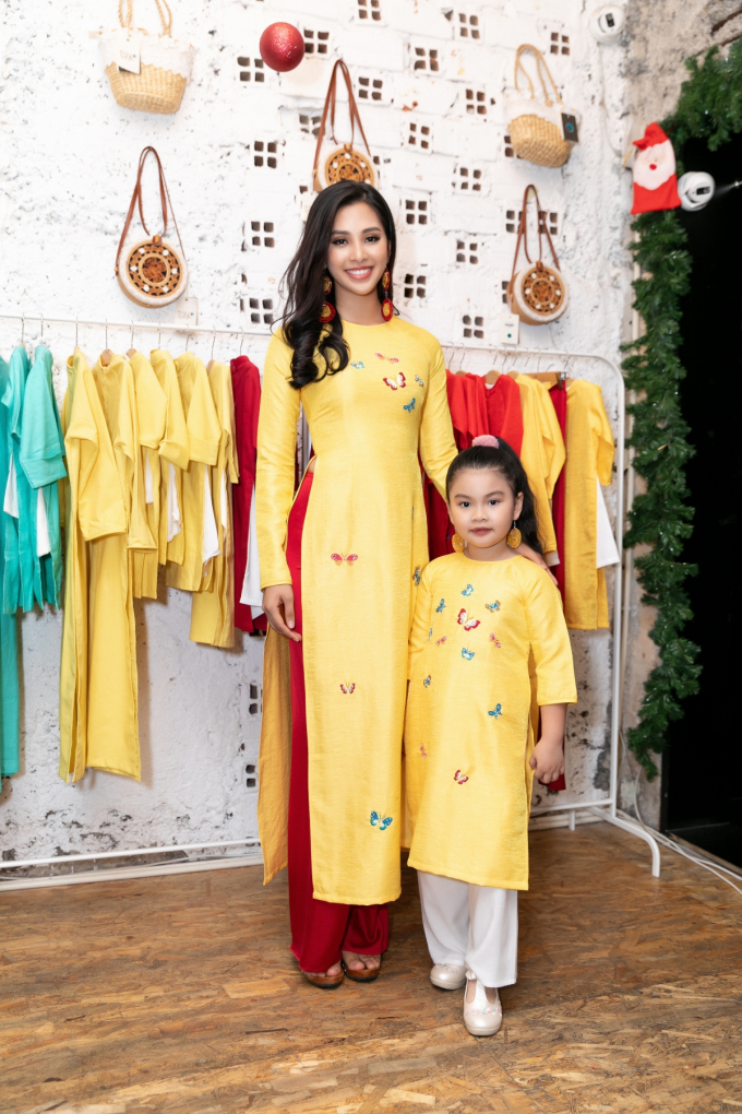 Tiểu Vy khoe nhan sắc 'vạn người m&ecirc;' khi đi thử đồ cho Asian Kids Fashion Week