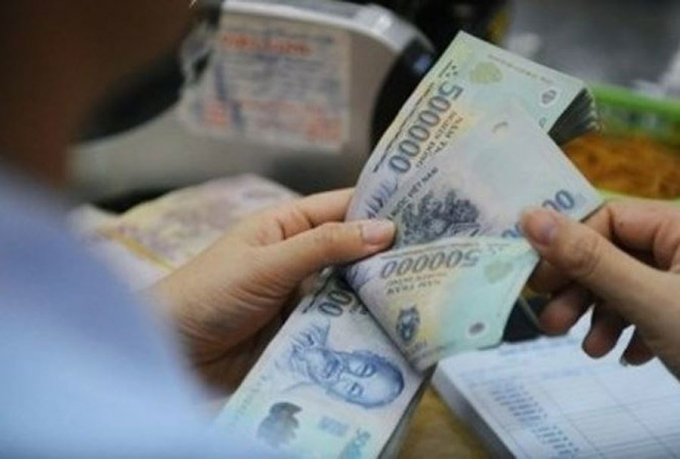 Mức lương tối thiểu v&ugrave;ng mới cao hơn mức lương hiện nay khoảng 160.000-200.000 đồng/th&aacute;ng.