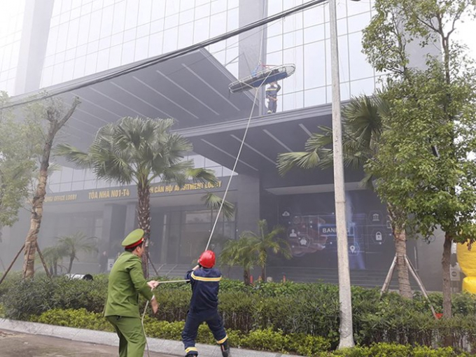 Tổng lực được huy động dập tắt đ&aacute;m ch&aacute;y