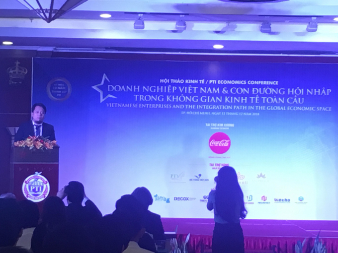 &Ocirc;ng Nguyễn Ho&agrave;ng Phương &ndash; Ph&oacute; Chủ tịch Hội đồng Giảng huấn PTI ph&aacute;t biểu khai mạc hội thảo.