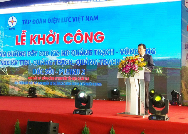 Ph&oacute; Thủ tướng Trịnh Đ&igrave;nh Dũng ph&aacute;t biểu tại lễ khởi c&ocirc;ng. (Ảnh: D&acirc;n tr&iacute;)