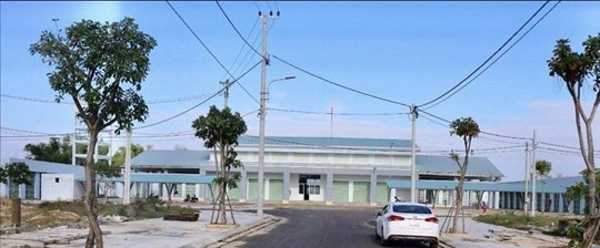 Khu phố Chợ Điện Nam Bắc do C&ocirc;ng ty Cổ phần Đầu tư ph&aacute;t triển đ&ocirc; thị Đất Quảng - Quảng Nam l&agrave;m chủ đầu tư x&acirc;y dựng.