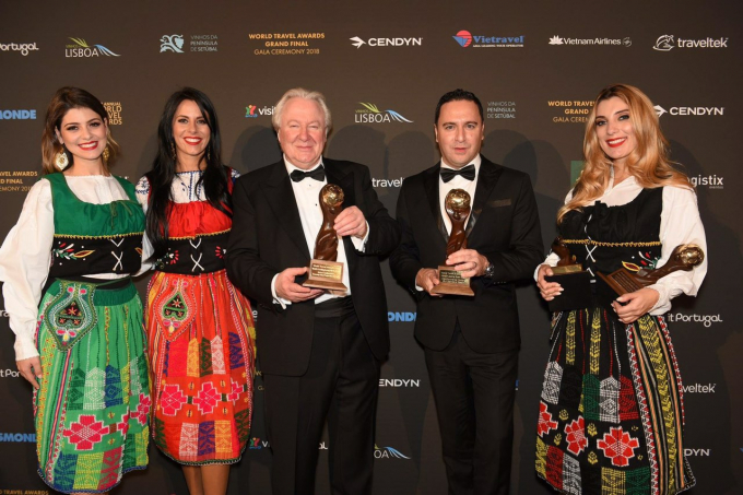 Khu nghỉ dưỡng tr&ecirc;n b&aacute;n đảo Sơn Tr&agrave; đ&atilde; chinh phục du kh&aacute;ch v&agrave; c&aacute;c chuy&ecirc;n gia to&agrave;n cầu như thế n&agrave;o?