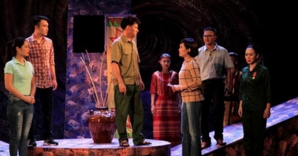 NSND Anh Tú: Cả cuộc đời lăn lộn với sân khấu