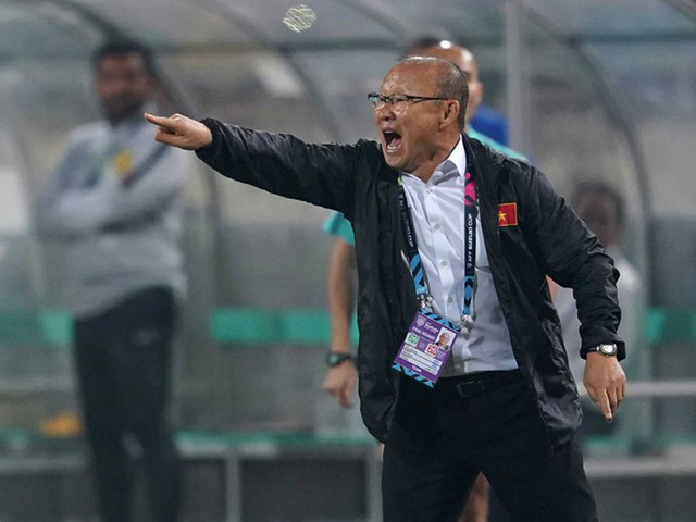 C&aacute;c CLB Trung Quốc bắt đầu ch&uacute; &yacute; tới HLV Park Hang Seo