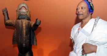 Tranh cãi chuyện trả các cổ vật thực dân Pháp chiếm đoạt thời thuộc địa