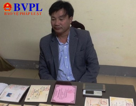 Đối tượng Nguyễn Kim Hồng tại cơ quan điều tra.