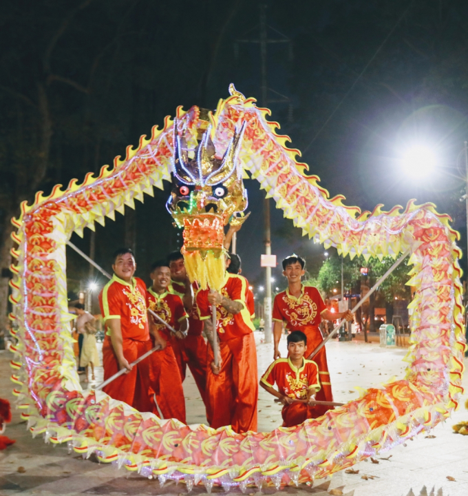 Trải qua nhiều thế hệ, giờ đ&acirc;y, m&uacute;a L&acirc;n Sư Rồng ở Việt Nam chứa đựng phần lớn n&eacute;t đặc trưng mang đậm dấu ấn của người Việt.