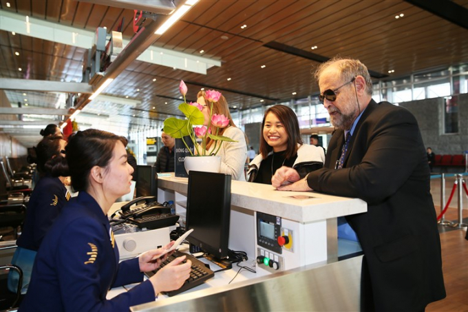 Chuy&ecirc;n gia H&agrave; Lan: S&acirc;n bay V&acirc;n Đồn hiện đại nhất Việt Nam