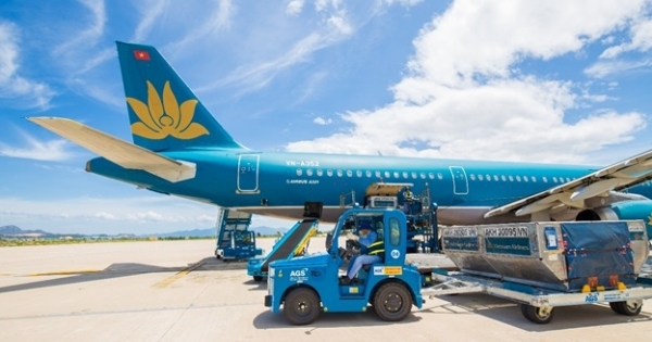 Hạ cánh nhầm sân bay vì lỗi kỹ thuật