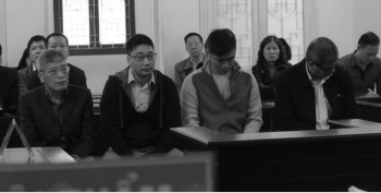 C&aacute;c bị c&aacute;o tại T&ograve;a.