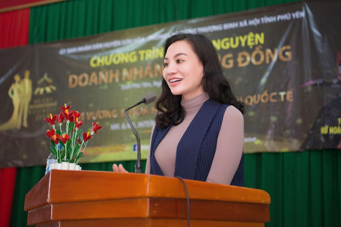 B&agrave; Trần Huyền Nhung - Nữ ho&agrave;ng sắc đẹp Doanh nh&acirc;n Quốc tế