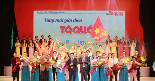 “Vang mãi Giai điệu Tổ Quốc 2019” ngợi ca Chủ tịch Hồ Chí Minh