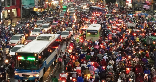 TP HCM: Đảm bảo trật tự ATGT, mỹ quan đô thị dịp Tết Dương lịch và Tết Nguyên đán Kỷ Hợi