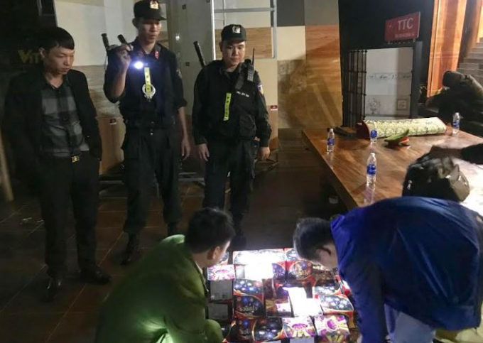 quang-binh-giam-doc-di-buon-ban-phao-dam-xe-vao-cong-an-tau-thoat-hinh-anh1122688349