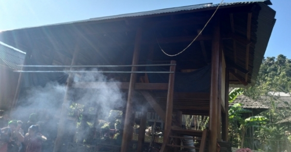 Đi rừng hái quả, người đàn ông bị bắn xuyên phổi tử vong