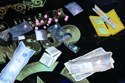 c7615984a6c44f9a16d5-2