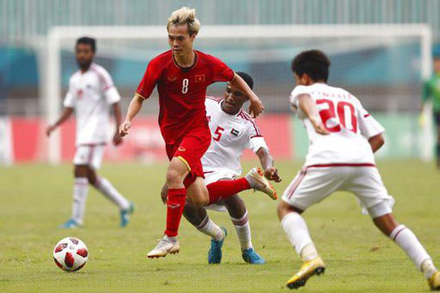 Văn Toàn thăng tiến cực nhanh trong năm 2019, luôn chiếm được suất chính thức ở mọi trận đấu của đội tuyển Việt Nam tại vòng loại World Cup (ảnh: Trang Huyền)