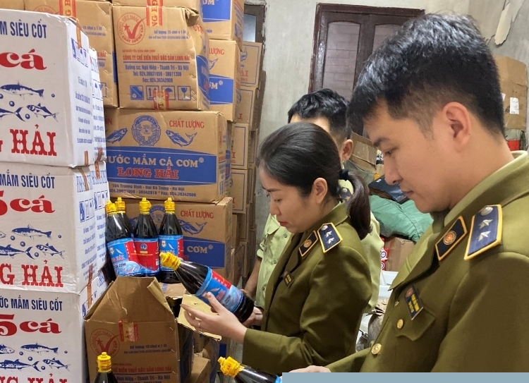 bat mi thong tin ve cong ty long hai trong vu san xuat nuoc mam gia