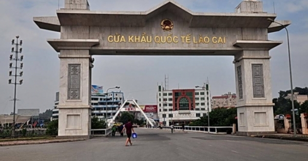Cấm các phương tiện giao thông qua cửa khẩu Quốc tế Lào Cai - Hà Khẩu từ ngày 1/1/2020