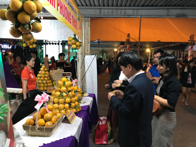 EAC0000F-0E3D-49AD-8884-388B7BC98985.