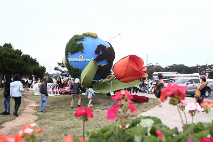 Festival Hoa Đà Lạt năm 2019 với chủ đề “Đà Lạt và Hoa”. (Ảnh: Petrotimes)