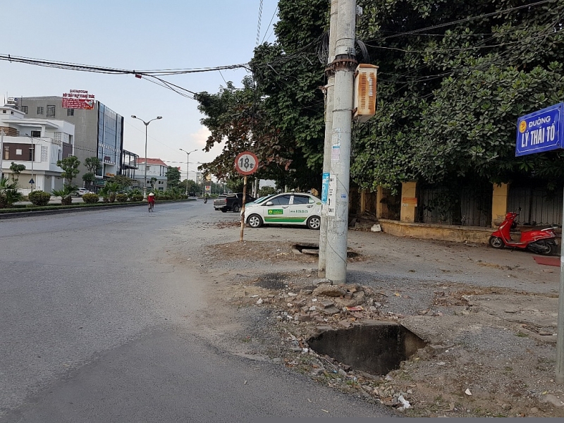 Hà Nam: Làm rõ những “lình xình” tại gói thầu 03 thuộc dự án Cải tạo đường Lý Thái Tổ ha nam lam ro nhung linh xinh tai goi thau 03 thuoc du an cai tao duong ly thai to