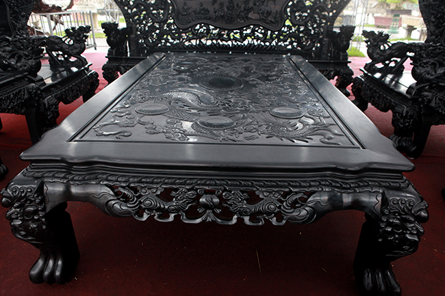 dai gia thanh hoa &amp;quot;vac&amp;quot; bo sieu ban ghe 27 ty di trien lam hinh anh 10