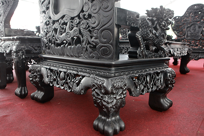 dai gia thanh hoa &amp;quot;vac&amp;quot; bo sieu ban ghe 27 ty di trien lam hinh anh 15